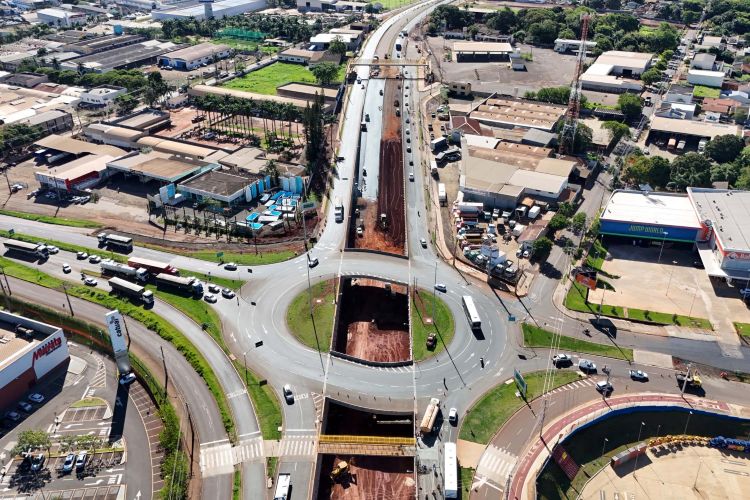 Trevo do Catuaí atinge 85% de execução e transforma mobilidade em Maringá