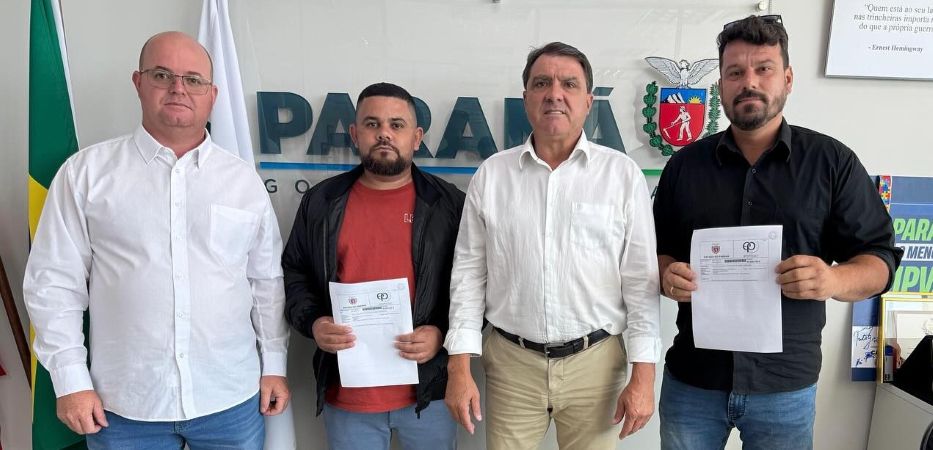 Subchefe da Casa Civil recebe vereadores de Quarto Centenário