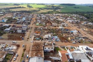 Tornados no Paraná: Simepar eleva classificação e confirma evento extremo