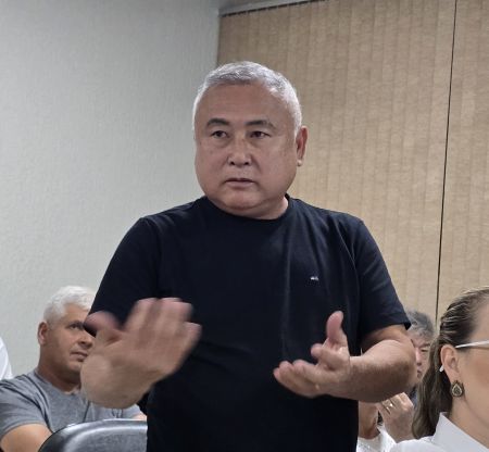 Quarto Centenário altera data-base dos servidores para março