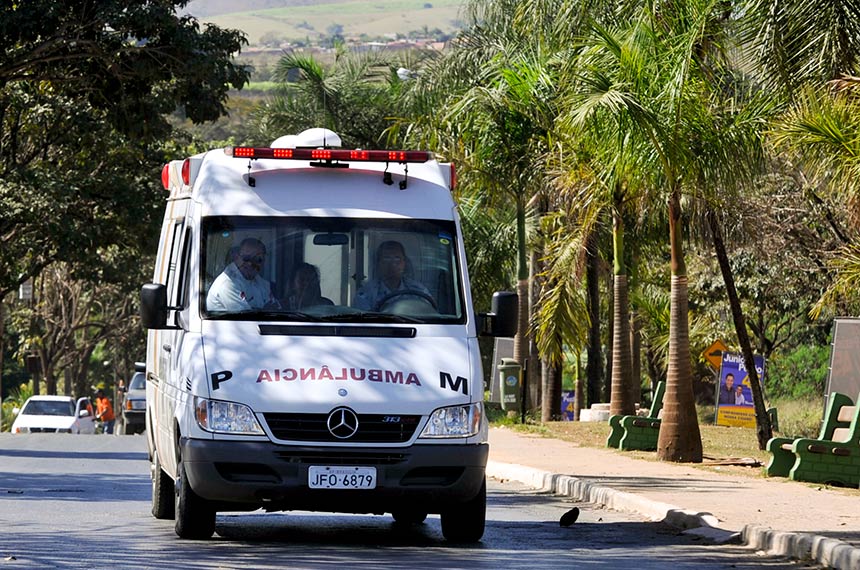 Câmara de Moreira Sales cobra aplicação da nova lei dos condutores de ambulância