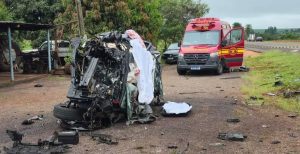 Tragédia na BR-487: mãe e filha morrem em acidente