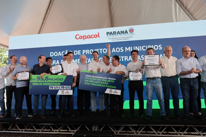 Governo libera R$ 60 milhões para pavimentação de estradas rurais no Oeste do Paraná