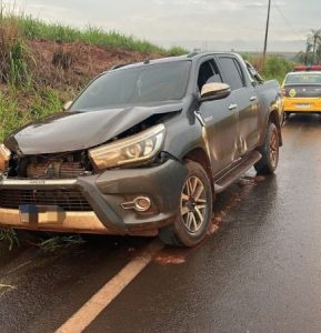 Polícia recupera caminhonete furtada na PR-468