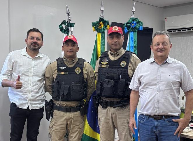 Prefeito Pedro Coelho recebe nova equipe da Polícia Militar Rodoviária