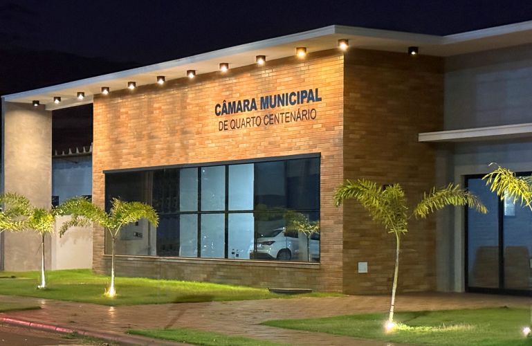 Câmara de Quarto Centenário cria programa “Escola Vai à Câmara”