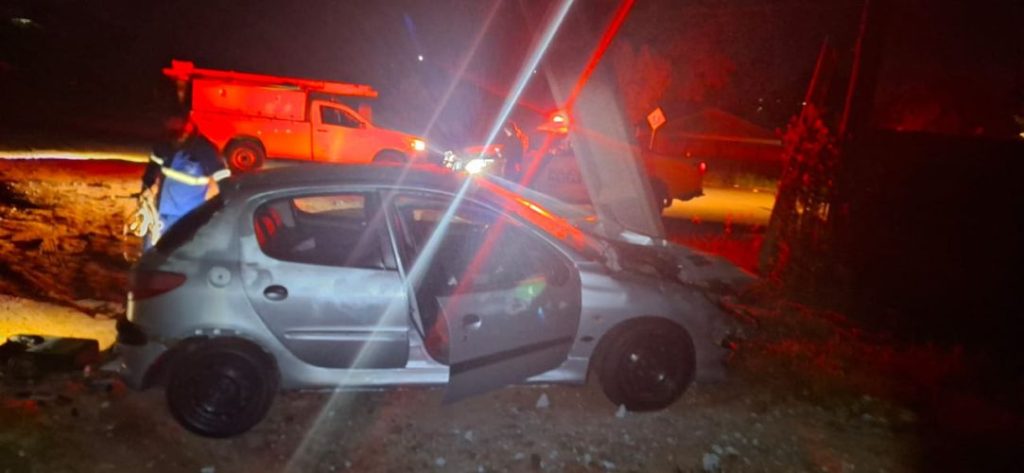 Colisão contra poste na Rodovia PR 082 reforça alerta da Copel