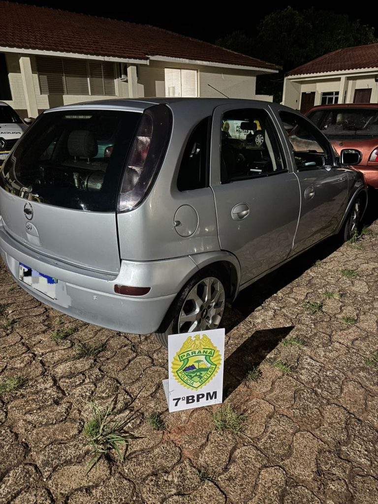 Patrulha apreende drogas e apreende carro irregular em Goioerê