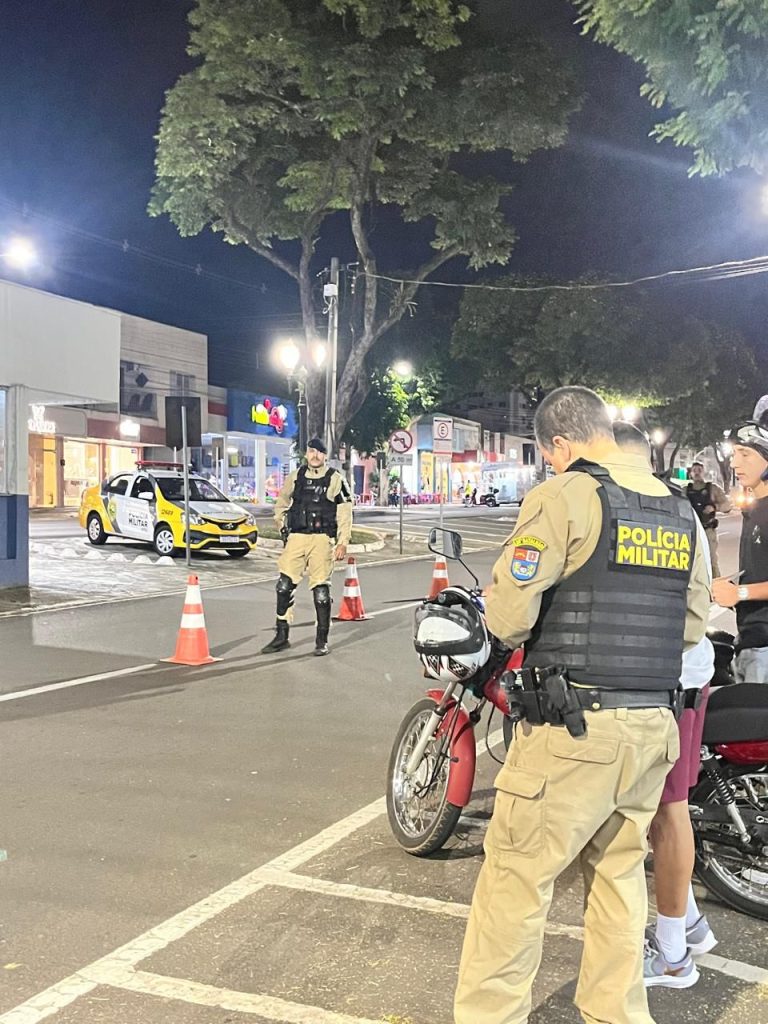 Goioerê: PM recolhe moto; condutor sem CNH e com débitos