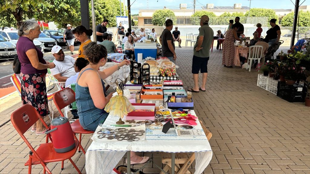 Sucesso na Praça: Goioerê realiza 1ª Feira do Empreendedor 2026