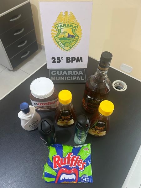 Câmeras flagram autor e polícia recupera produtos furtados em supermercado