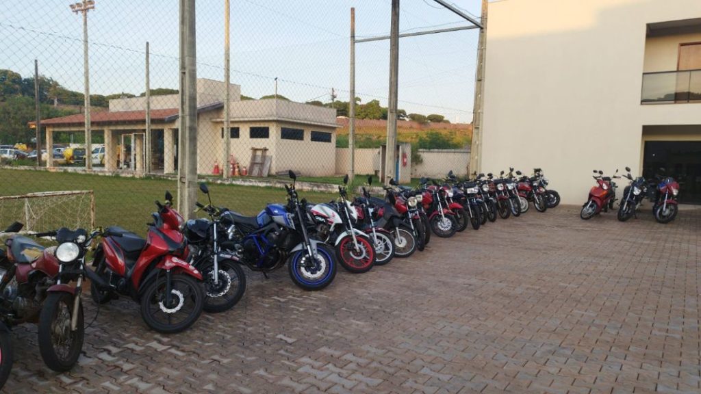 Operação do 25º BPM apreende 25 motos irregulares