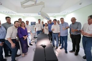 Ratinho Junior entrega ampliação de hospital e dobra capacidade em Loanda