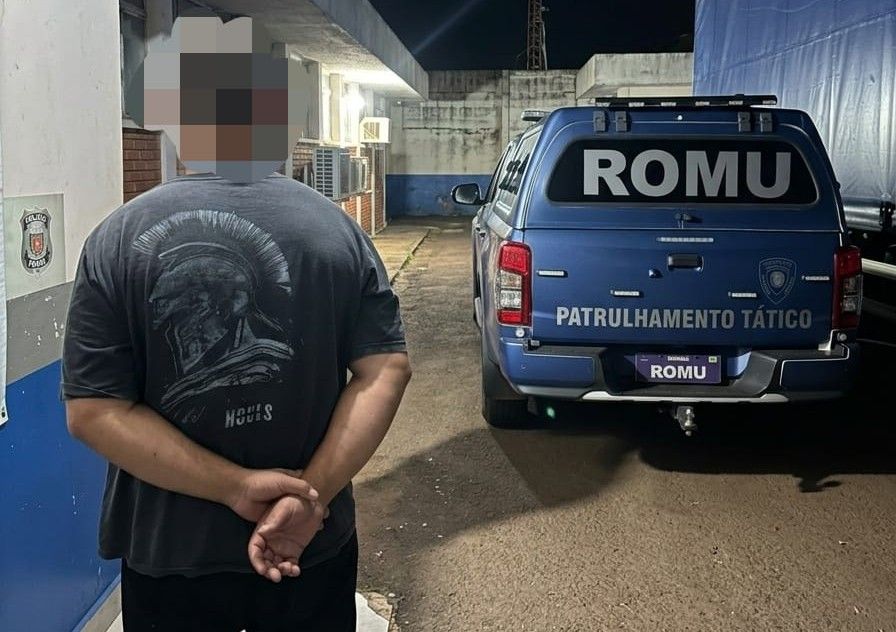ROMU prende homem por roubo com mandado ativo