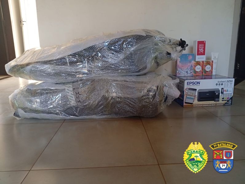 PM apreende mercadorias contrabandeadas em Quarto Centenário