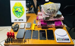 Rinha de galos, tráfico de drogas e munições: PM prende homem no Dom Bosco