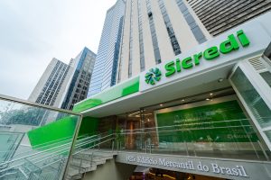 Sicredi consolida posição entre as melhores instituições financeiras do Brasil