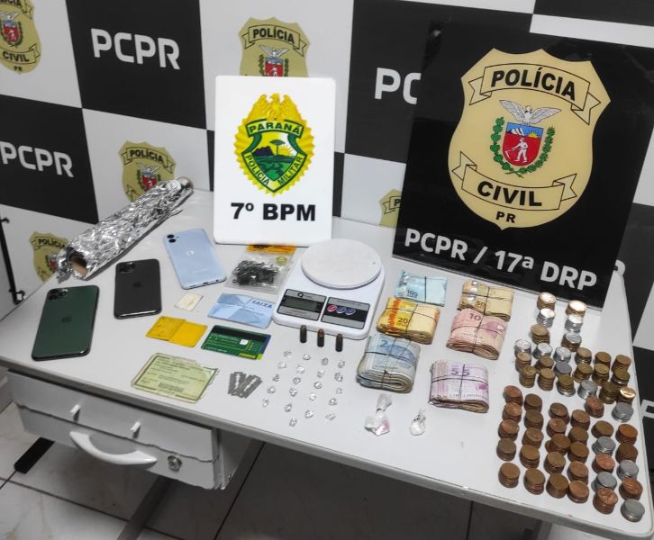 Polícia apreende crack e munição 