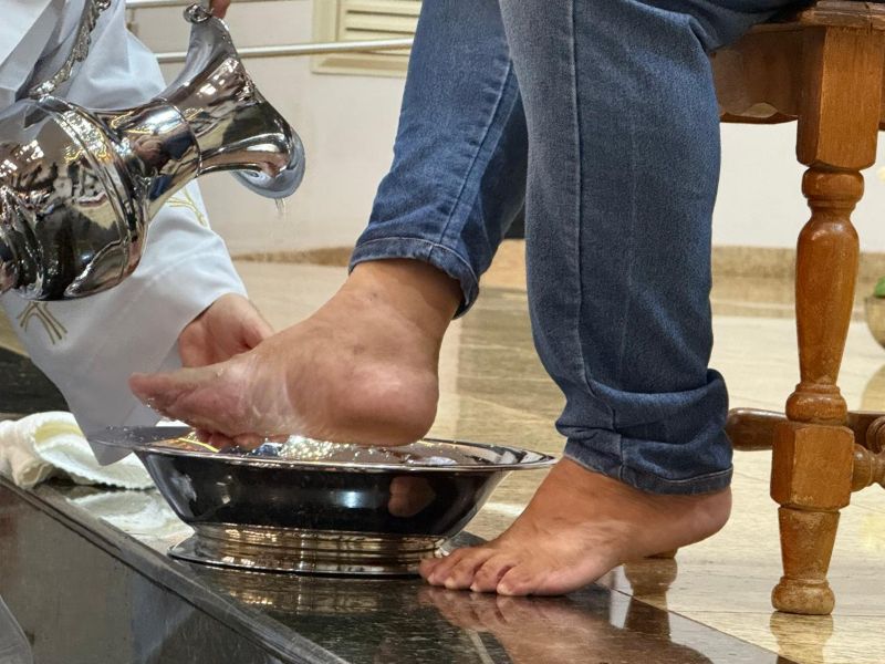 Lava-Pés dá início ao Tríduo Pascal