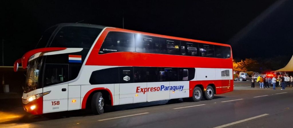 Piratas do asfalto atacam ônibus na PR-317