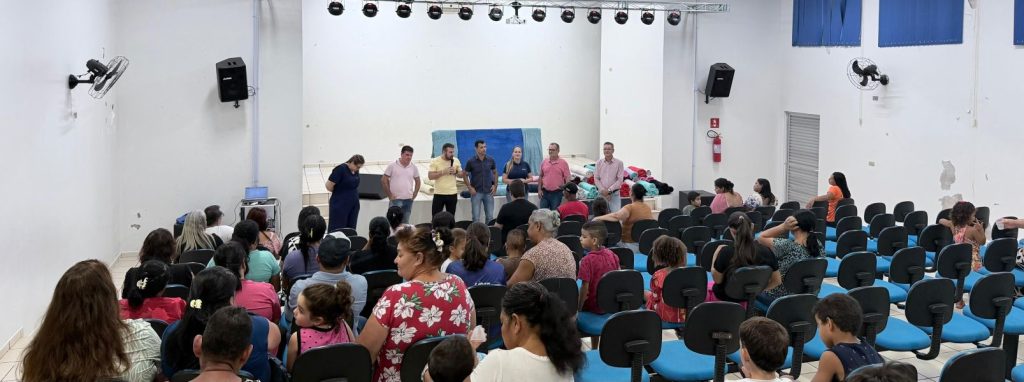 Rancho Alegre do Oeste entrega cobertores a 125 famílias carentes