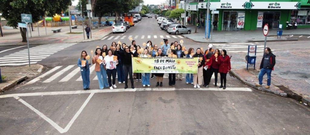 Goioerê faz pedágio contra abuso sexual infantil no Maio Laranja
