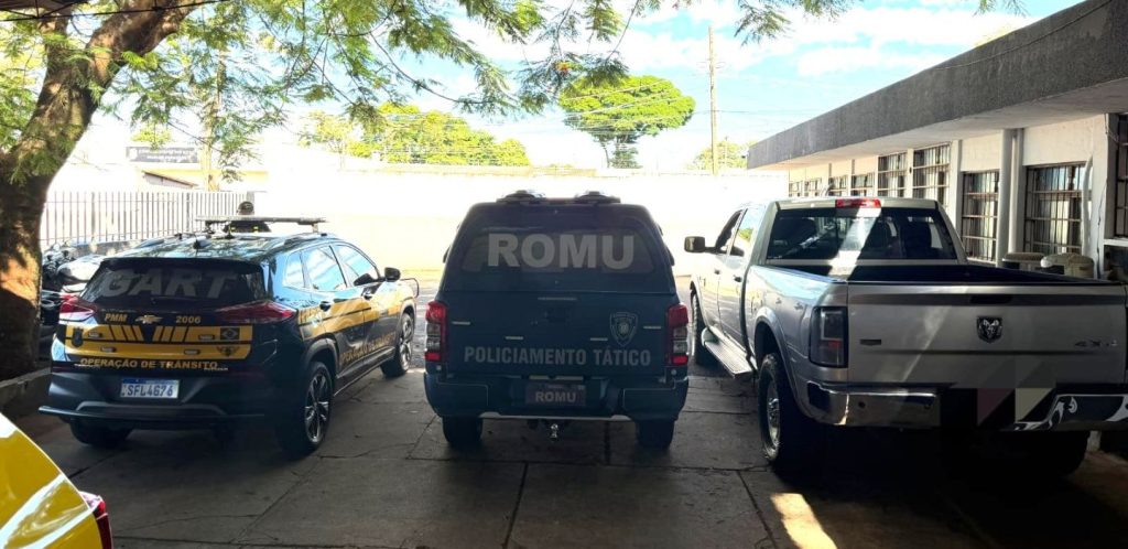 GCM apreende caminhonete adulterada e acha proprietário com mandado de prisão
