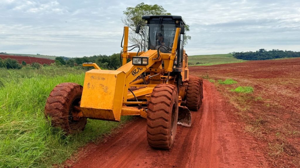 Estradas rurais ganham manutenção e mais segurança