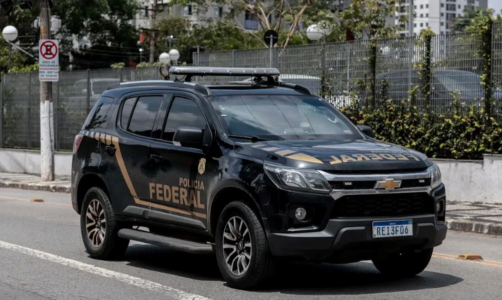 PF faz buscas na casa de senador Ciro Nogueira em nova fase da Compliance Zero