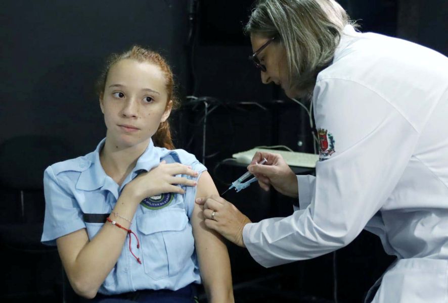 Sesa amplia vacinação para toda comunidade escolar