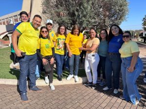 Blitz de convites para a Festa do Leitão Maturado acontece nesta manhã  na Igreja Matriz