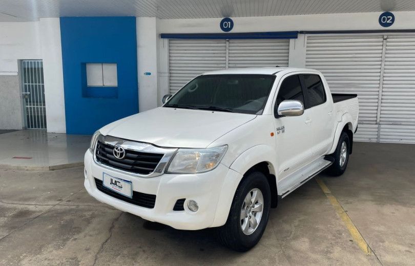 Hilux é furtada e aumenta preocupação na região