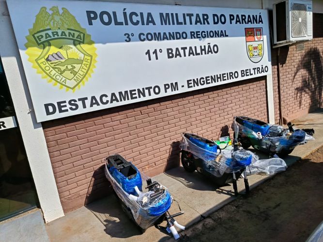 Polícia prende dois homens com 200g de maconha e motos elétricas