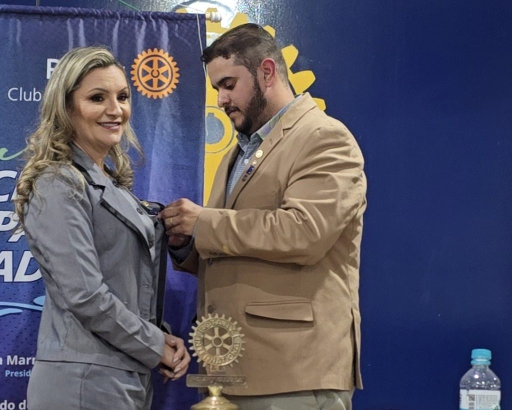 Maria Lucia Marmol assume a presidência do Rotary Club de Goioerê