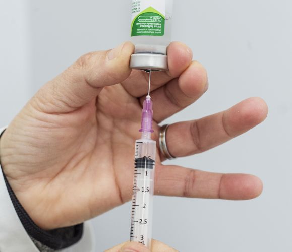Vacinação contra a Influenza chega a supermercados de Goioerê neste sábado