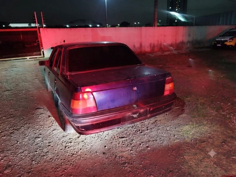 Embriaguez ao volante termina com prisão