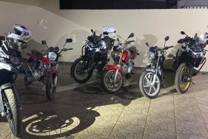 Operação apreende quatro motos e aplica 18 multas