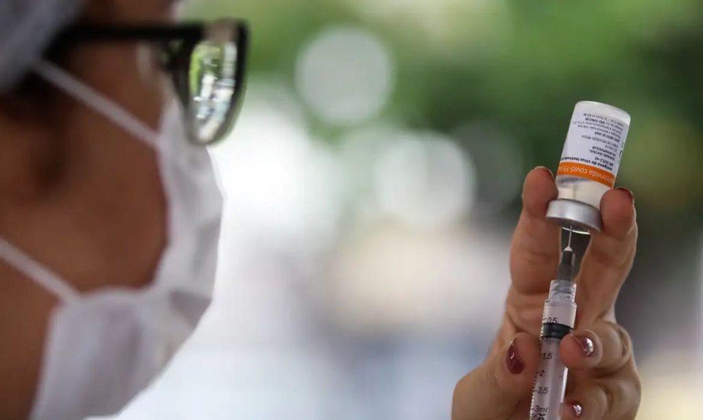 Anvisa atualiza regras para vacinas contra a covid-19