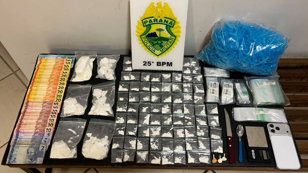 Homem é preso com 480 gramas de cocaína