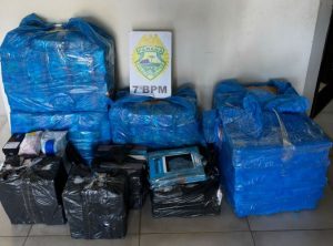 Descaminho: PM apreende mercadorias do Paraguai em Goioerê