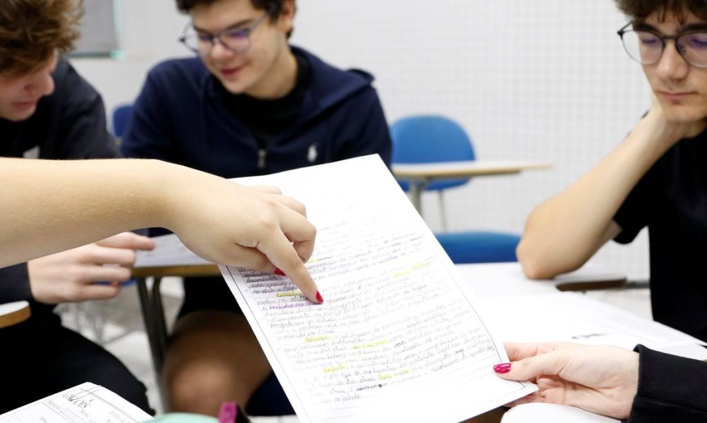 Encceja 2026: Inep divulga cartilha com orientações para a redação