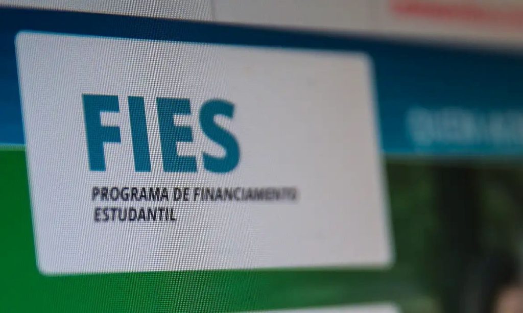 Fies: prazo para renegociação de dívidas termina na segunda-feira