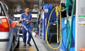 MP processa postos de combustíveis por venda irregular no Paraná