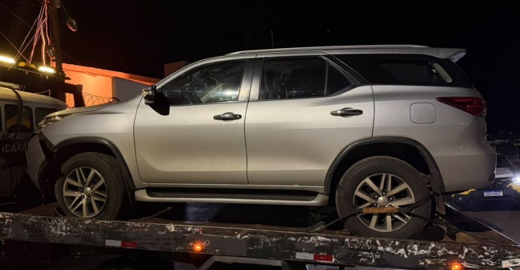 Furto de Hilux termina com apreensão de adolescente