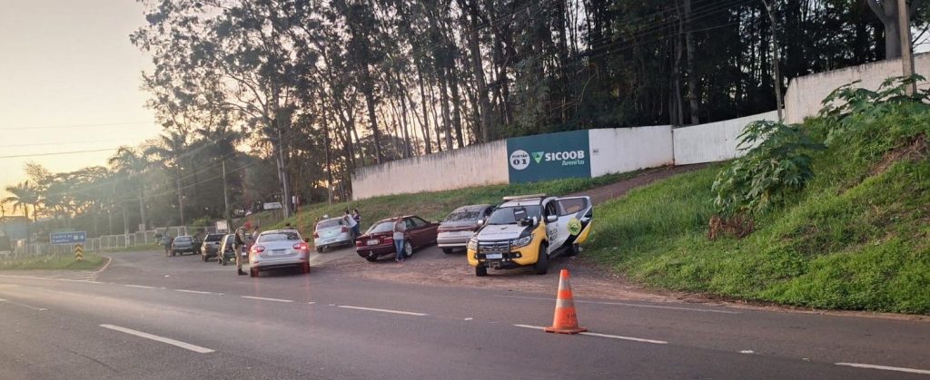Lei Seca autua nove motoristas na PR-323