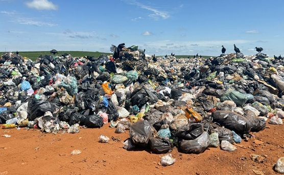 Mais de 1 milhão vivem em cidades sem plano para resíduos