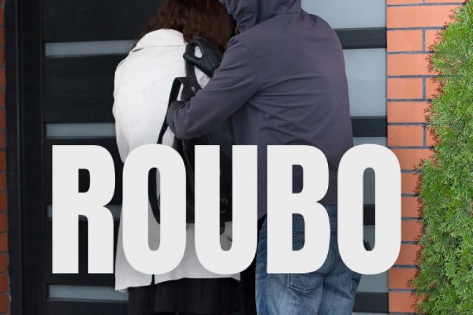 Criminosos roubam carga de cigarros na BR-272