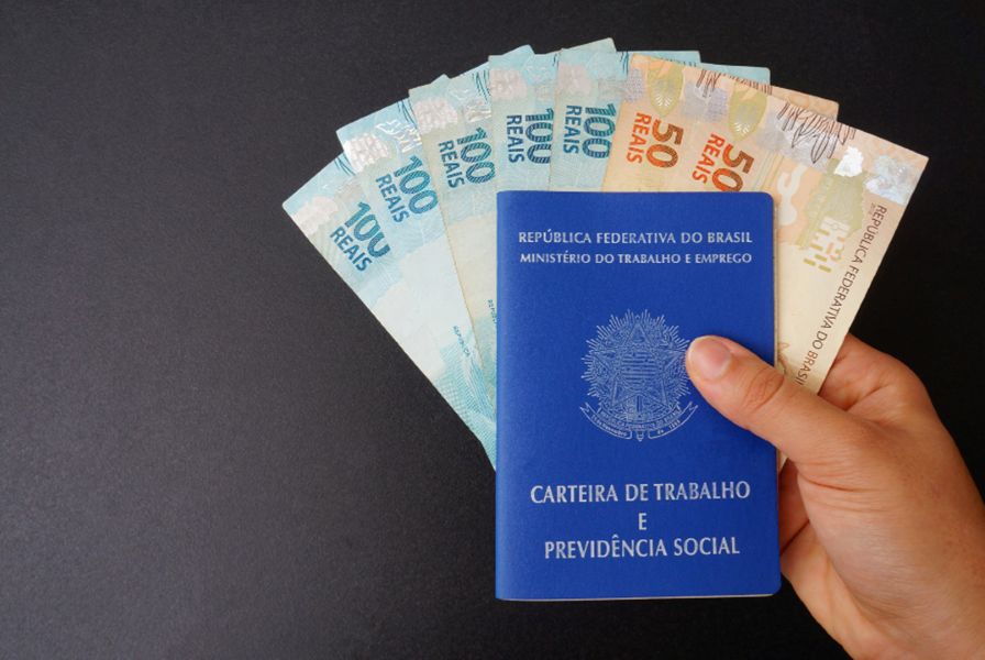 Salário mínimo deve subir para R$ 1.741 em 2027