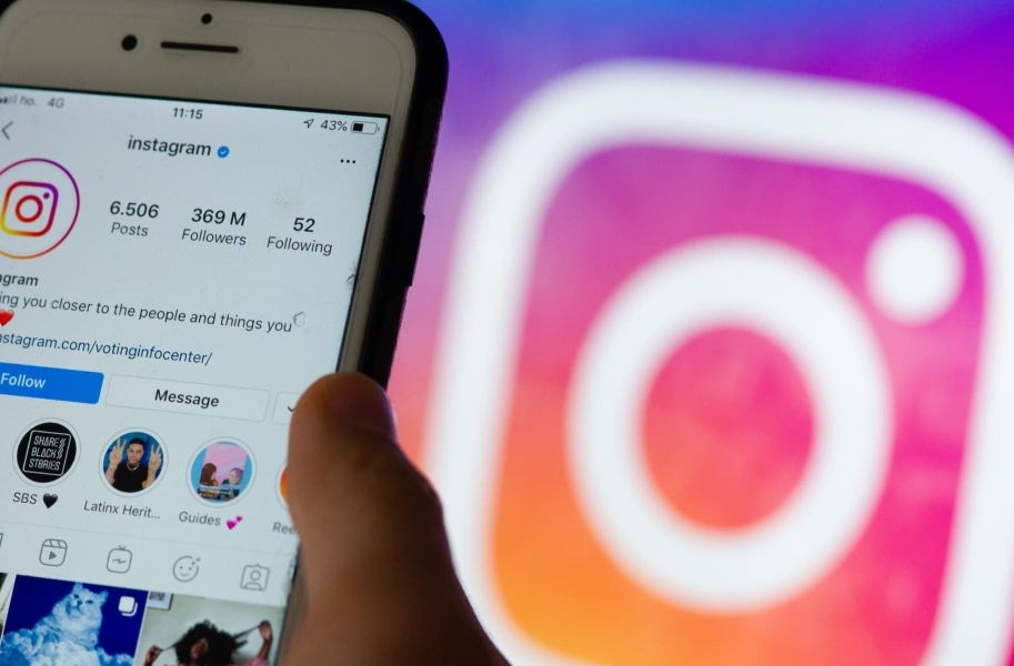 TCE-PR recomenda fim de autopromoção em redes sociais