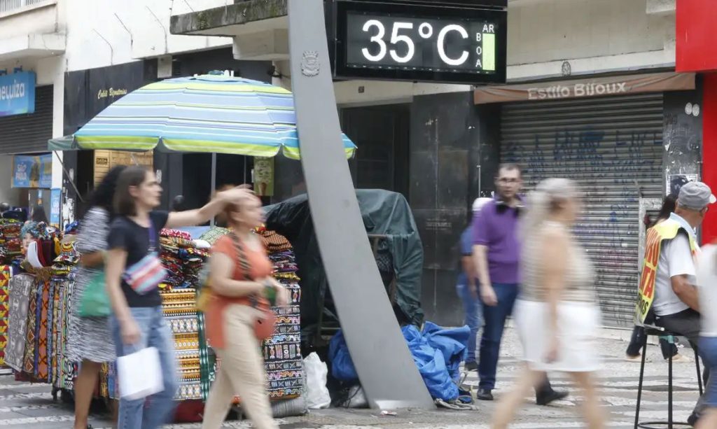 Ministro alerta para mudanças climáticas como crise de saúde pública